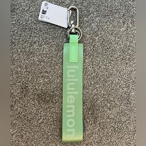 Lululemon never lost Green Keychain